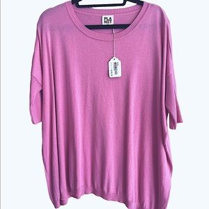 NWT planet by lauren g pink top/sweater.  One size.   Super cute